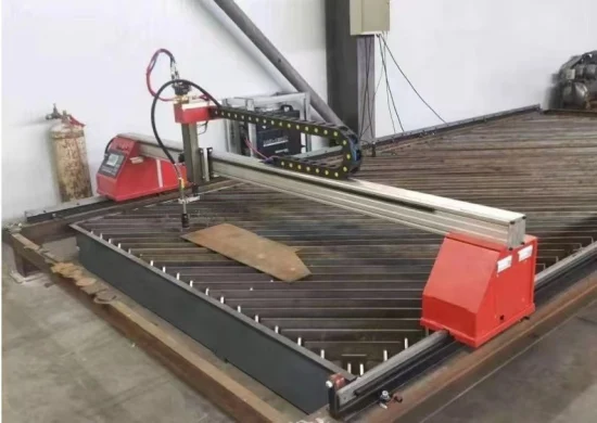 Automatische Zündschneidemaschine oder Schneid-/Plasma- oder Flammenschneidemaschine, optionale CNC-Schneidemaschine mit stufenlos rotierendem Schaltschrank für Stahlplatten/-bleche